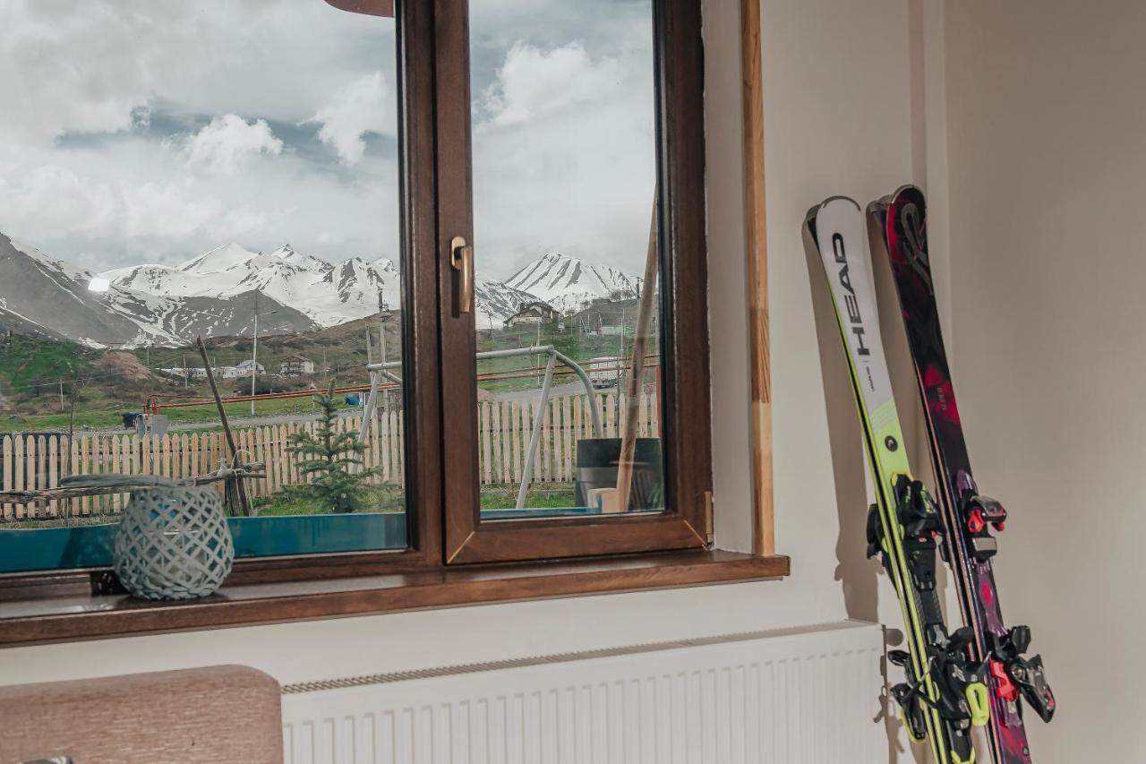 Ski House Bluebird 古多里 外观 照片